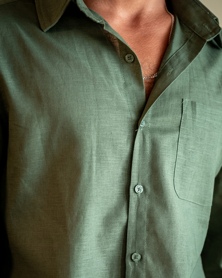 Men's Linen Long Sleeve Button-Down Shirt with Spread Collar and Chest Pocket